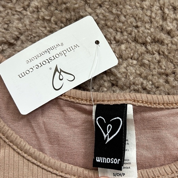 Windsor Looking For The One Basic Long Sleeve Natural Maxi Dress NWT Size Small - Picture 7 of 11